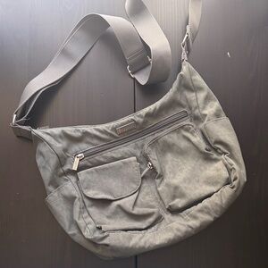 Baggallini Signature Everyplace Crossbody Bag Purse Gray Leopard Print & Yellow